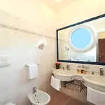 Vienna מלון 4*