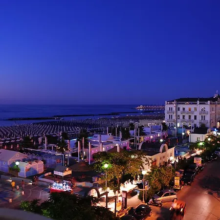 Hotel Vienna Cattolica