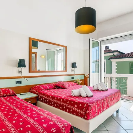 Vienna 4*