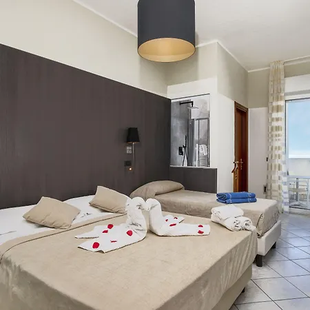 Vienna 4*